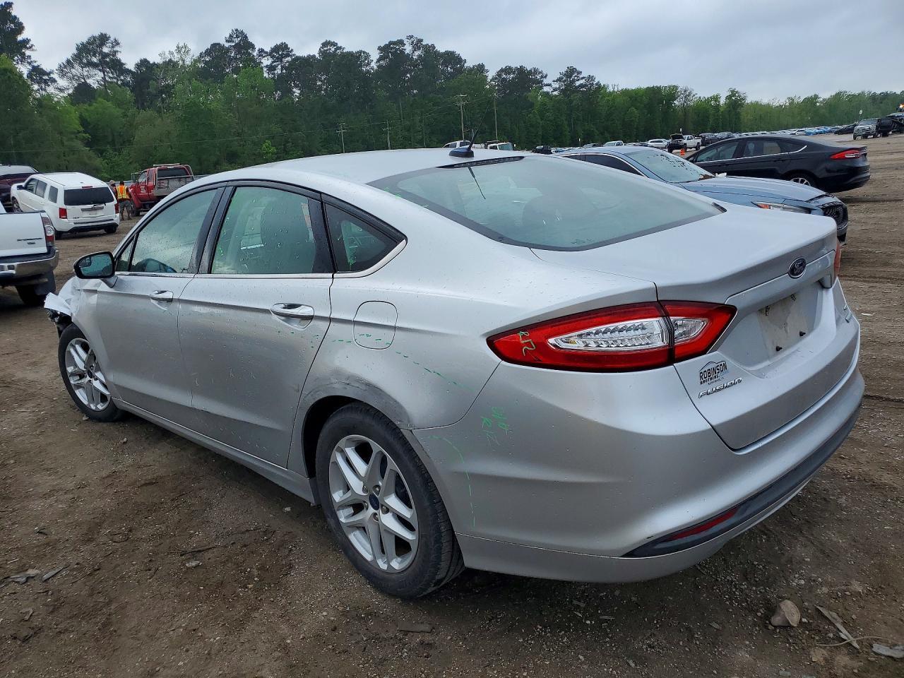 2014 Ford Fusion Se - zdjęcie 2