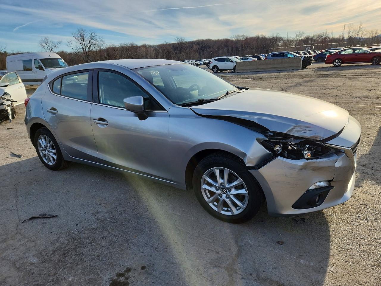 2015 Mazda 3 Touring - zdjęcie 4