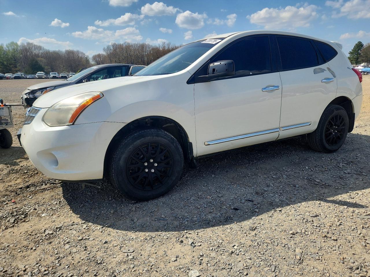 2013 Nissan Rogue - zdjęcie główne