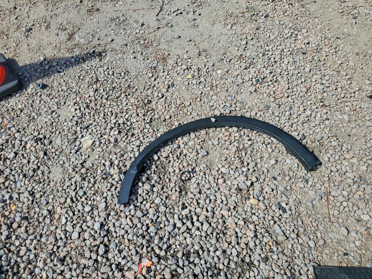 2021 Toyota C-Hr Le - zdjęcie 13