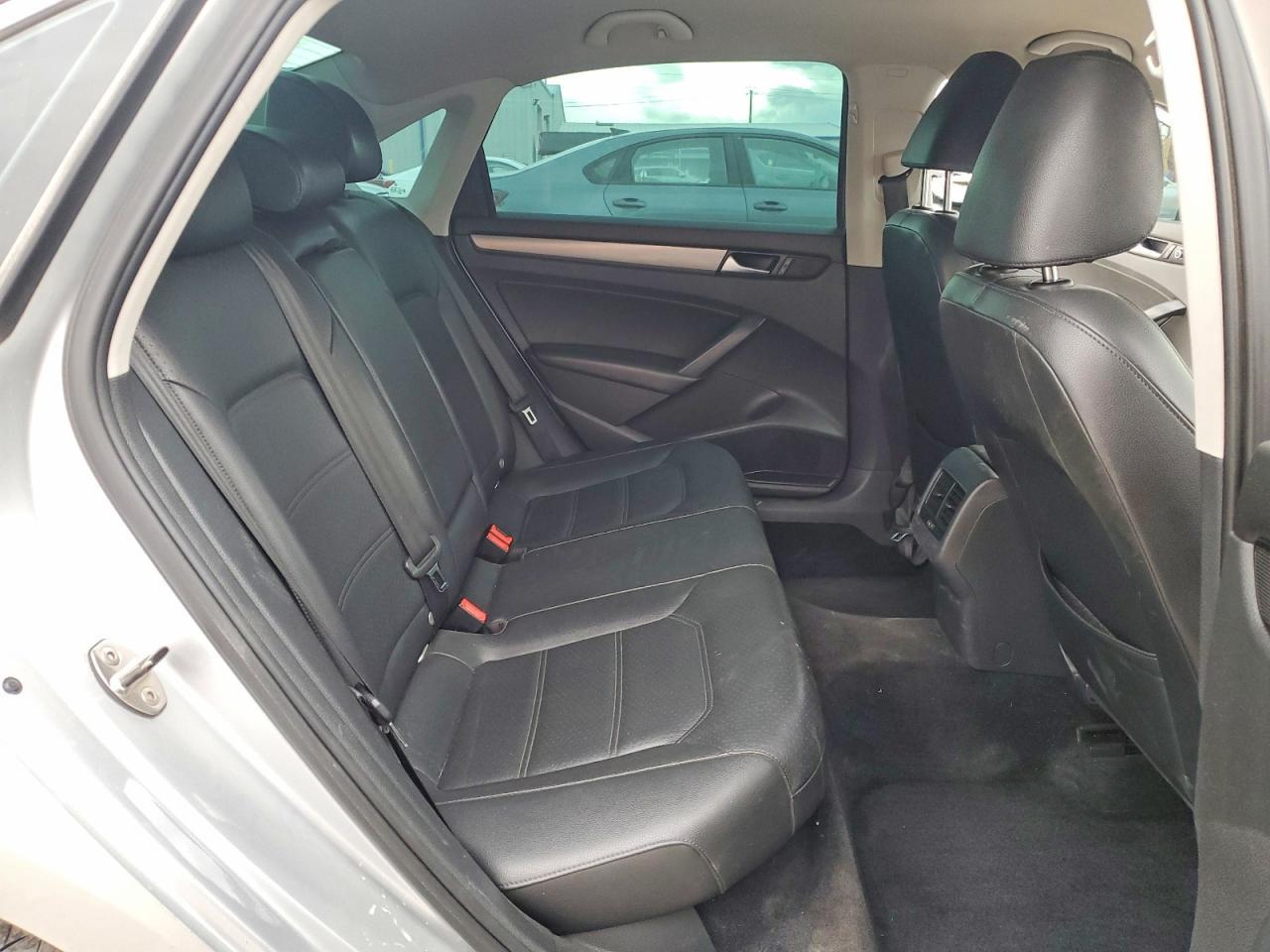 2015 Volkswagen Passat Se - zdjęcie 10