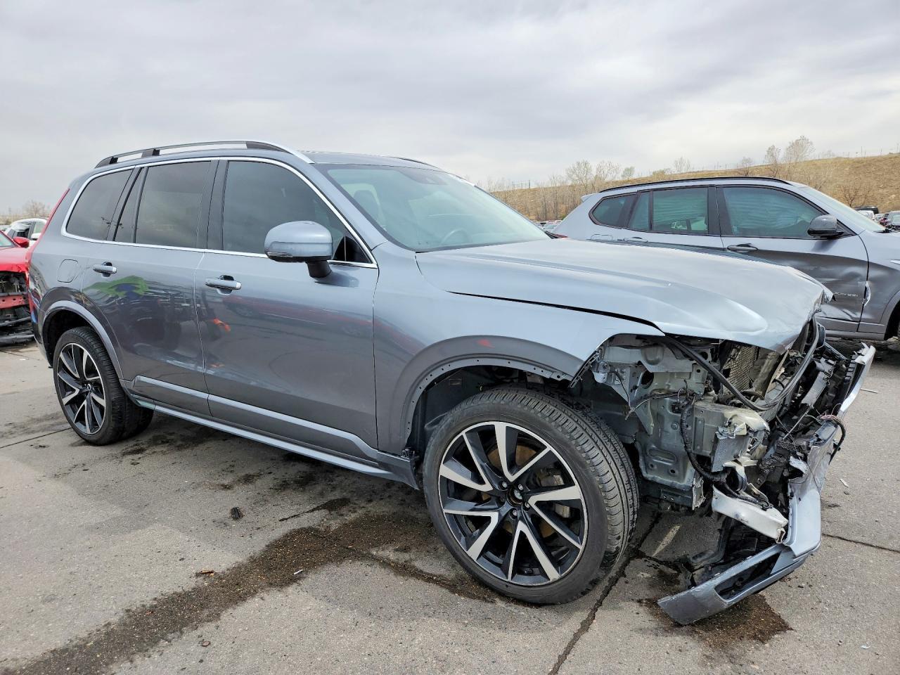 2019 Volvo Xc90 T6 Momentum - zdjęcie 4