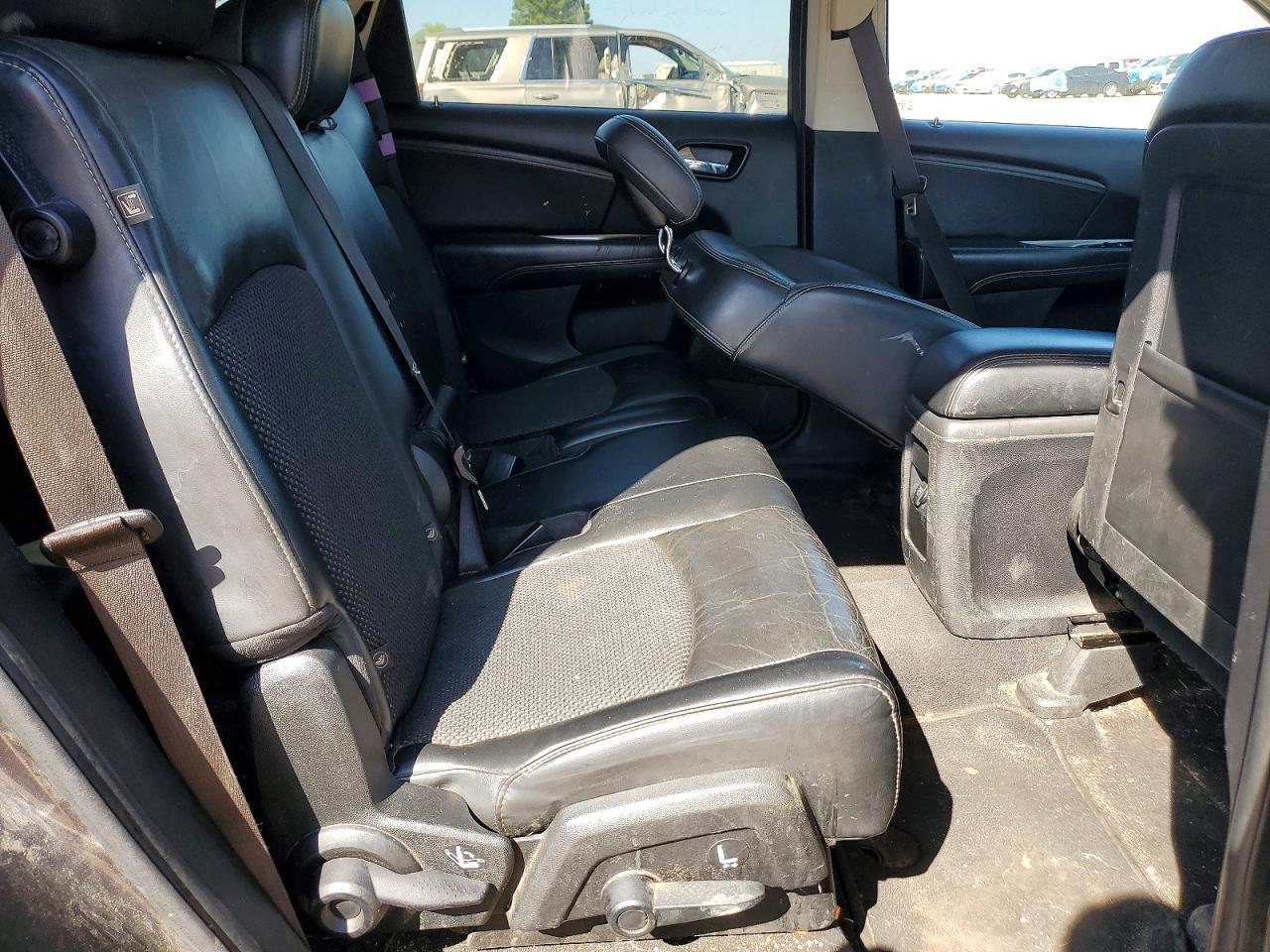 2019 Dodge Journey Crossroad - zdjęcie 11