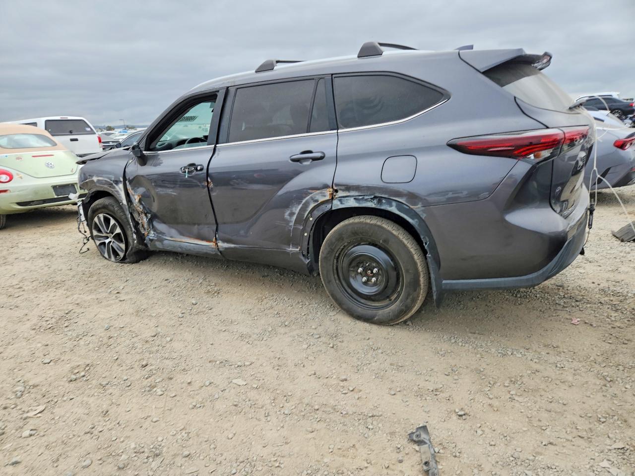 2024 Toyota Highlander Hybrid Xle - zdjęcie 2