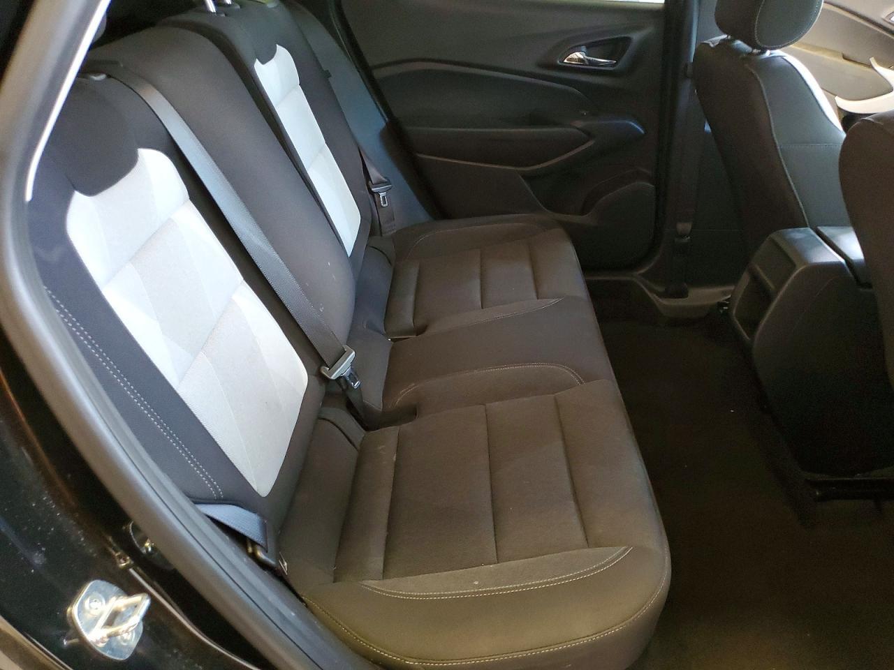 2024 Chevrolet Trax Ls - zdjęcie 11