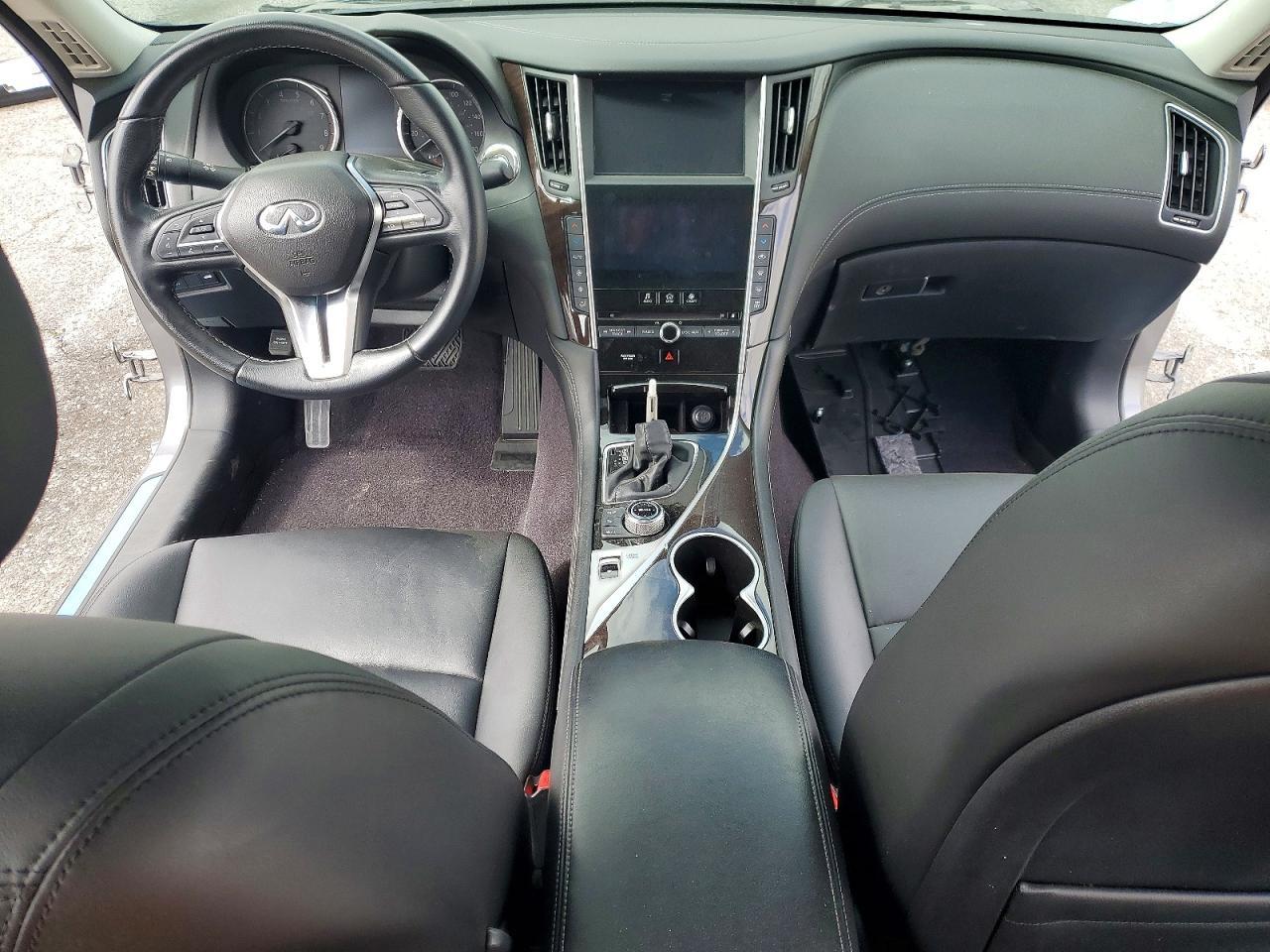 2019 Infiniti Q50 3.0T Luxe - zdjęcie 8