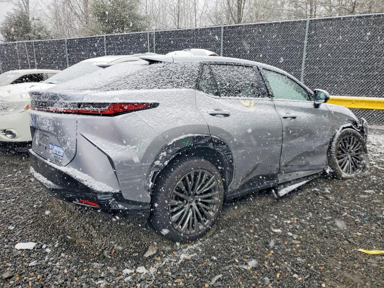 2023 Lexus Rz 450E Luxury - zdjęcie 3