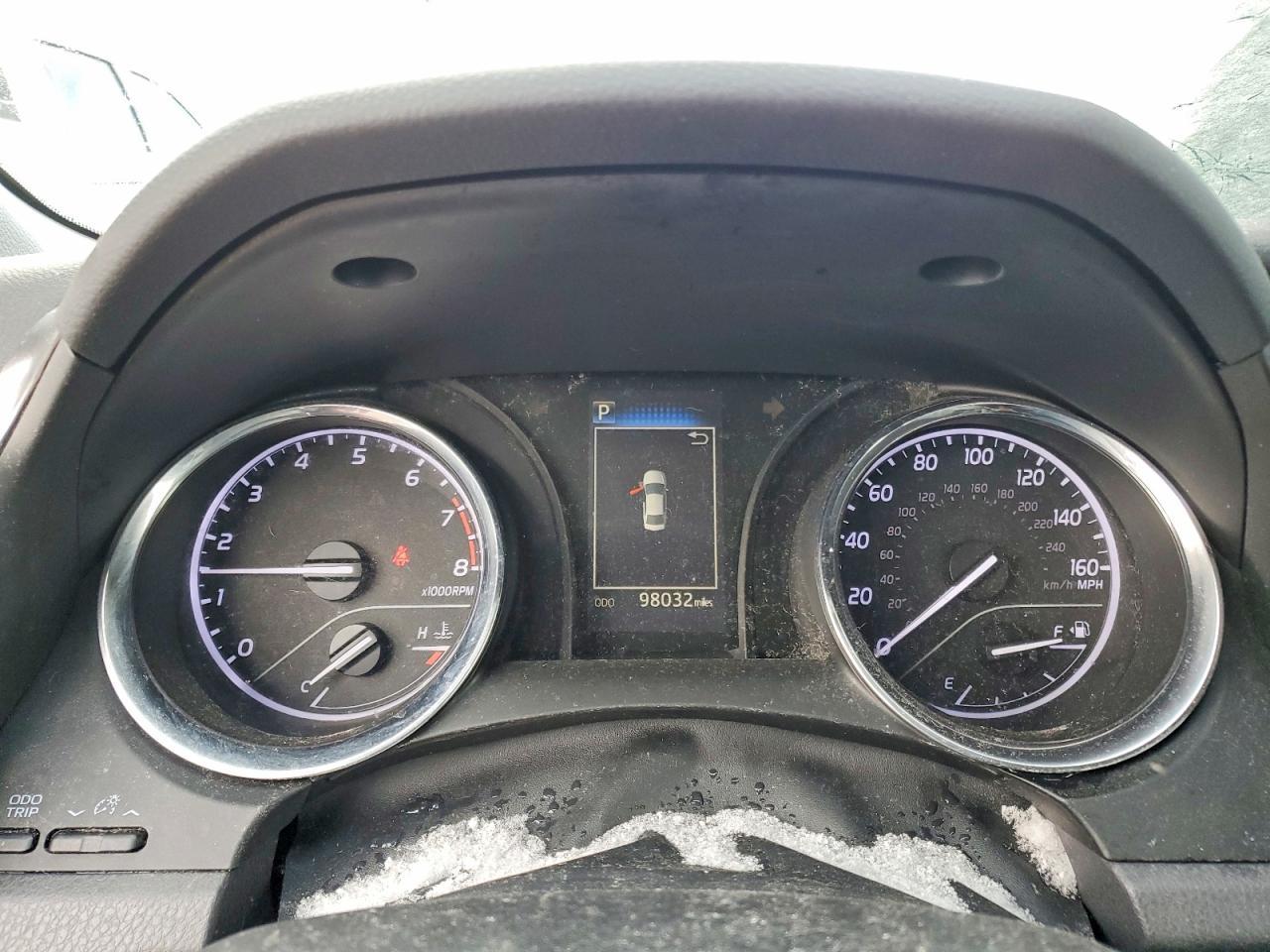 2020 Toyota Camry Se - zdjęcie 9