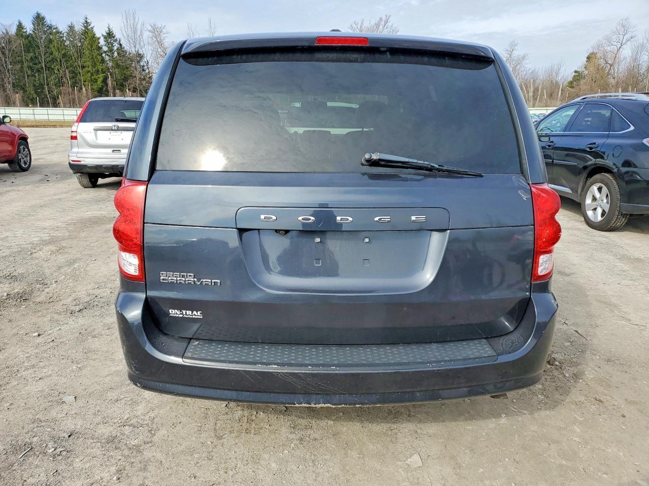 2014 Dodge Grand Caravan Sxt - zdjęcie 6
