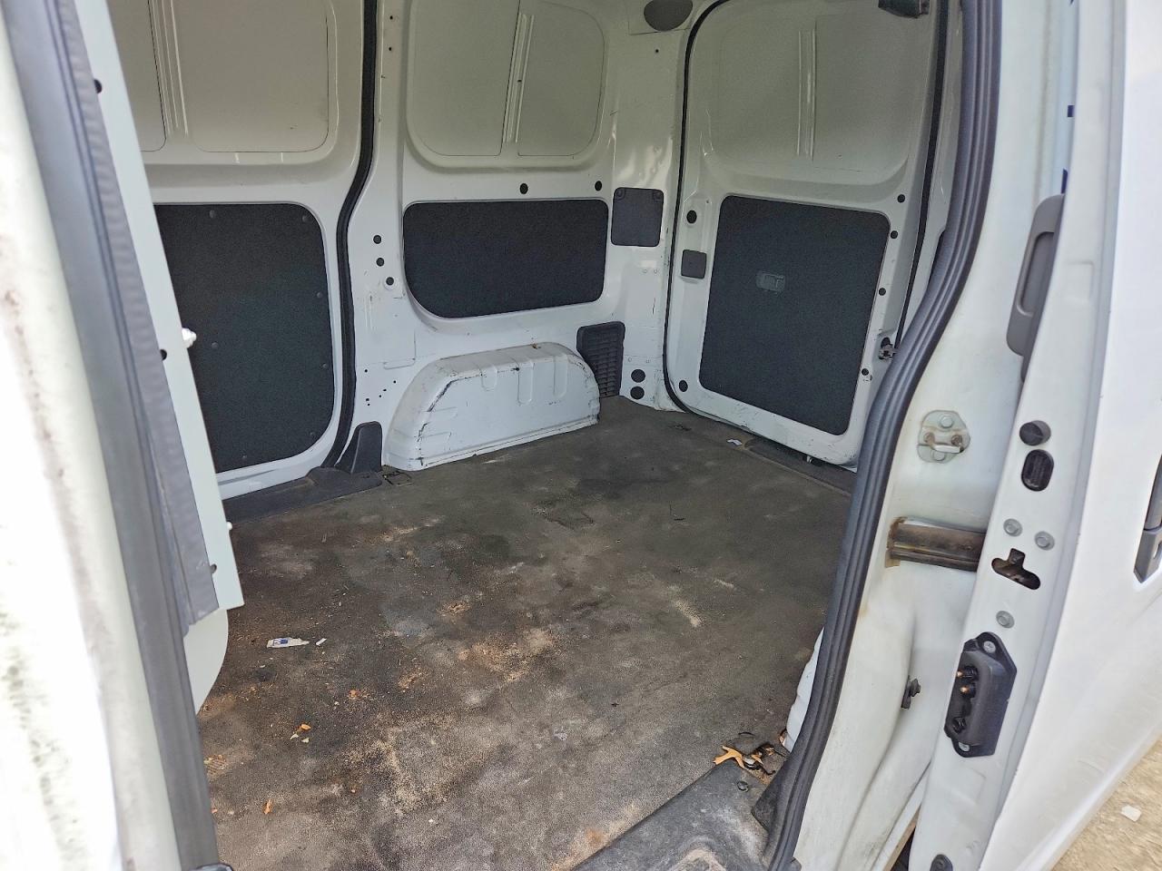 2017 Nissan Nv200 Sv - zdjęcie 10