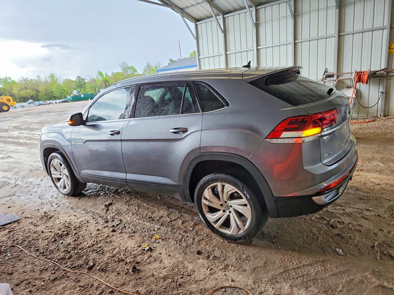 2020 Volkswagen Atlas Cross Sport Se - zdjęcie 2