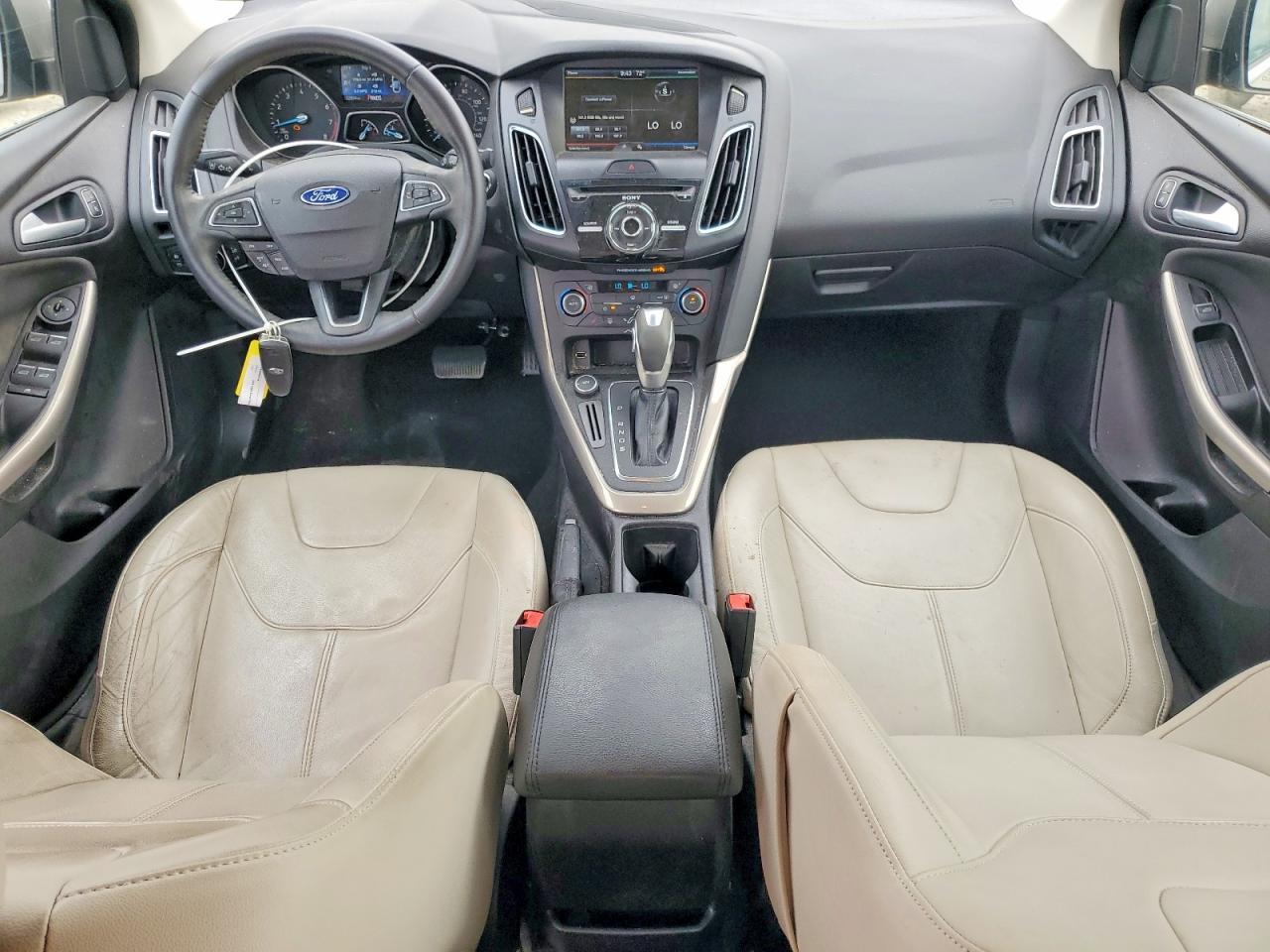 2015 Ford Focus Titanium - zdjęcie 8