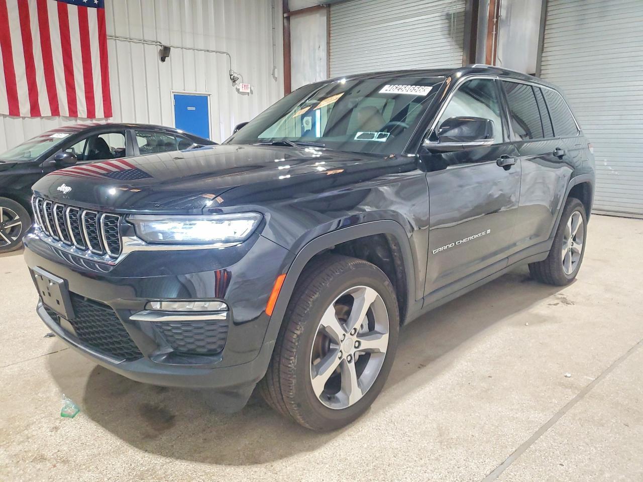 2025 Jeep Grand Cherokee Limited - zdjęcie główne