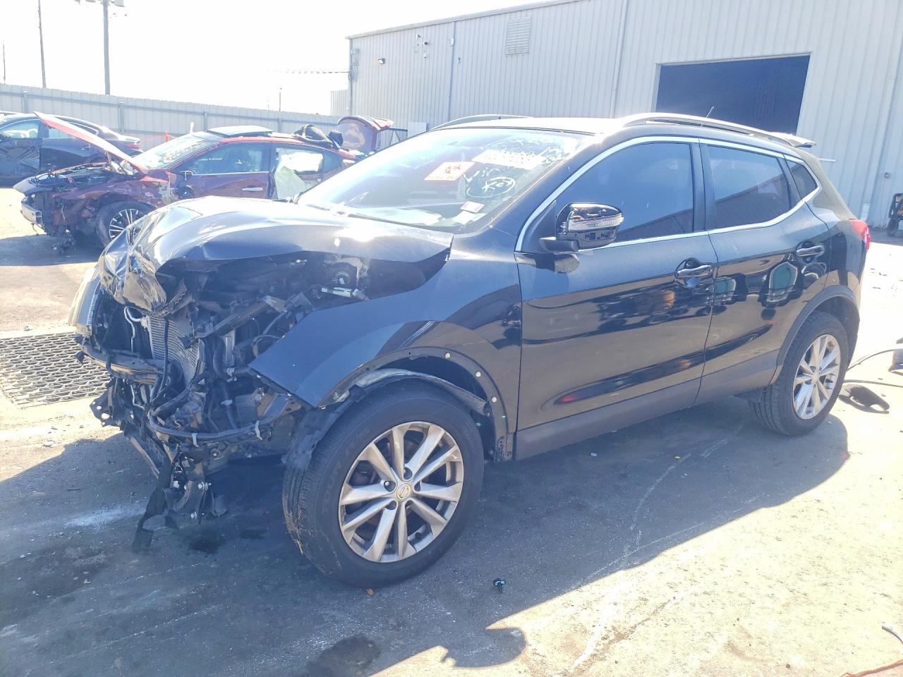 2017 Nissan Rogue Sport Sv - zdjęcie główne