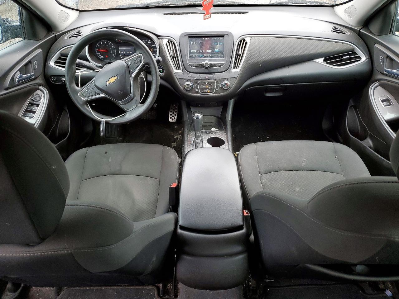 2017 Chevrolet Malibu Ls - zdjęcie 8