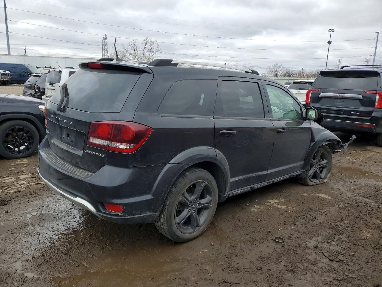 2019 Dodge Journey Crossroad - zdjęcie 3