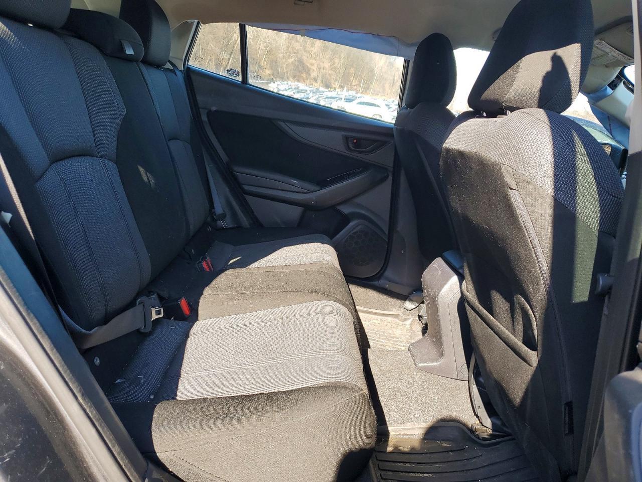 2019 Subaru Impreza Premium - zdjęcie 10