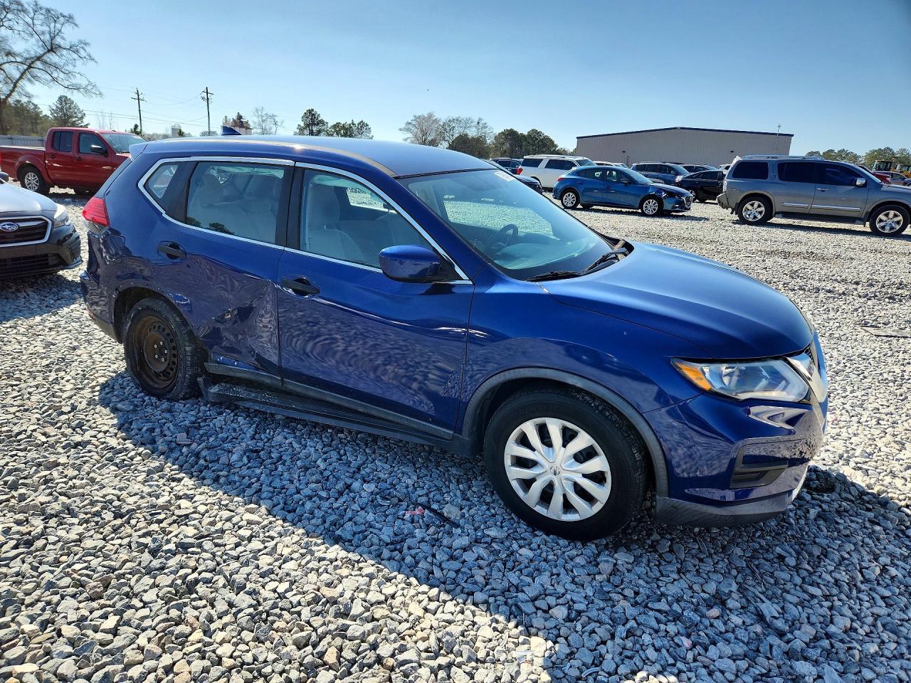 2017 Nissan Rogue S - zdjęcie 4