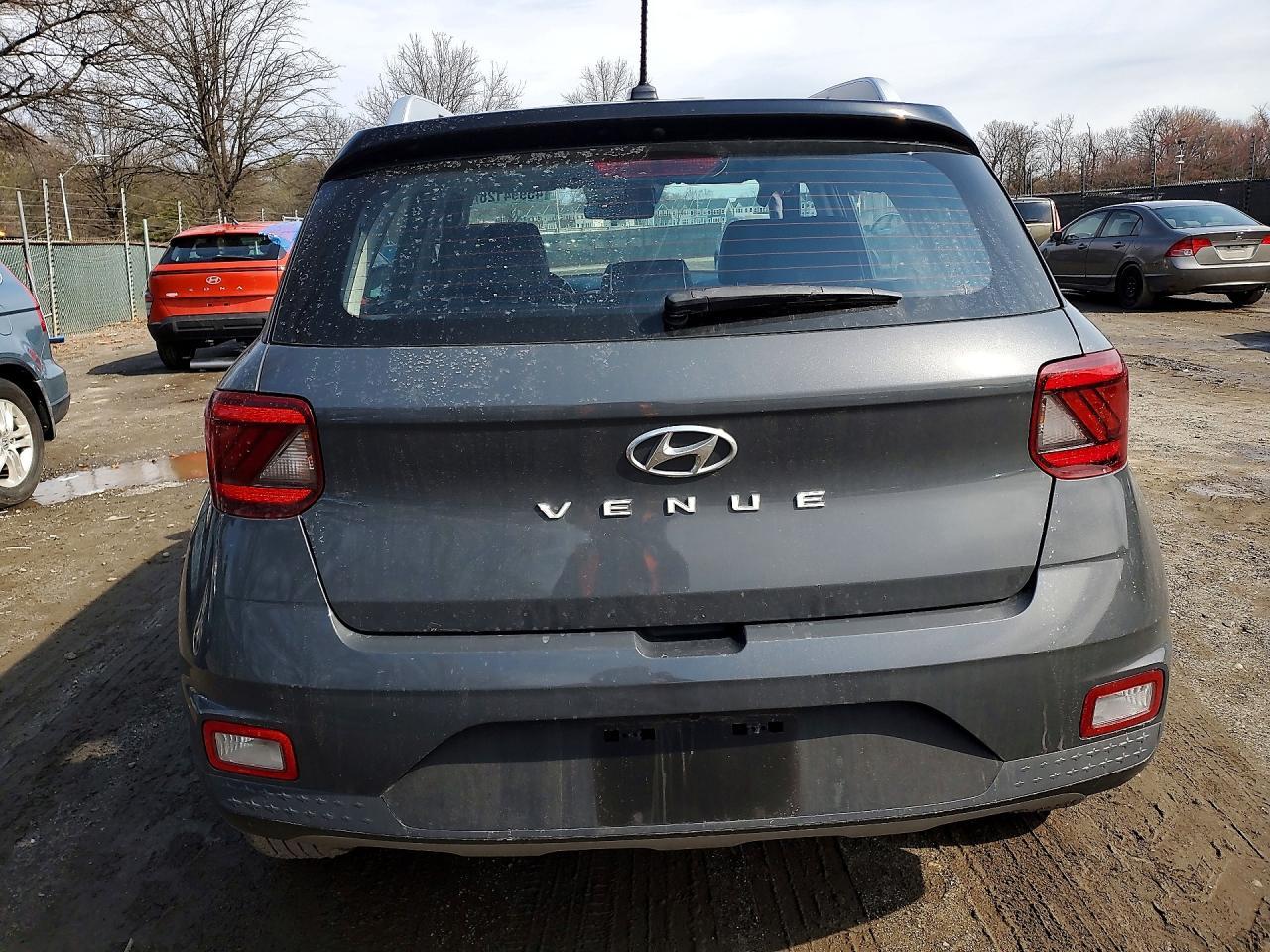 2023 Hyundai Venue Limited - zdjęcie 6