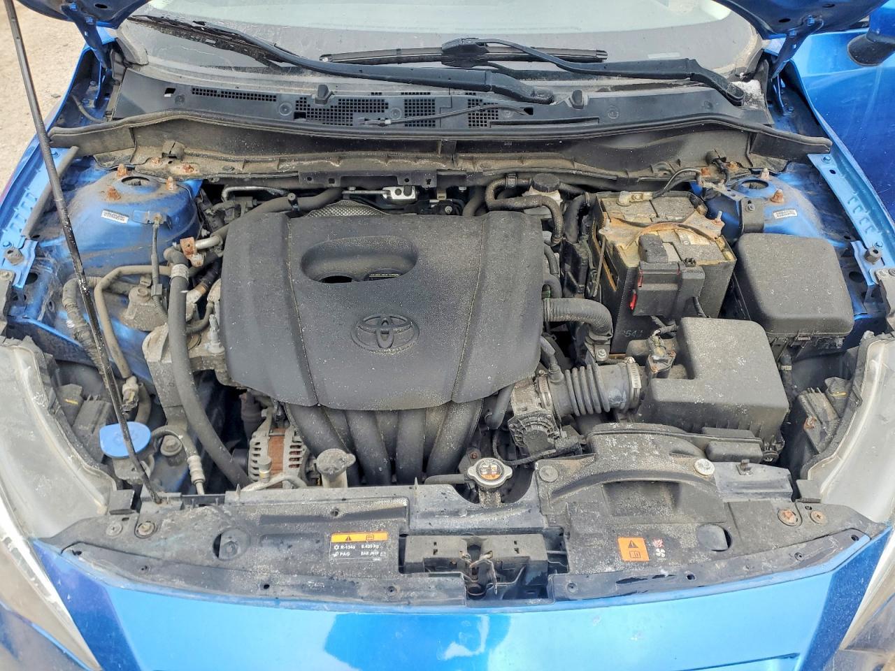 2016 Toyota Yaris - zdjęcie 11