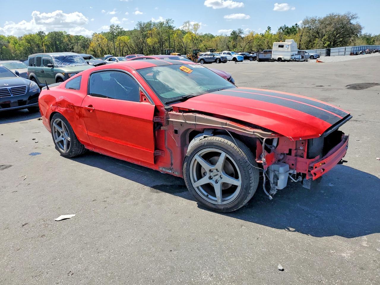 2014 Ford Mustang - zdjęcie 4