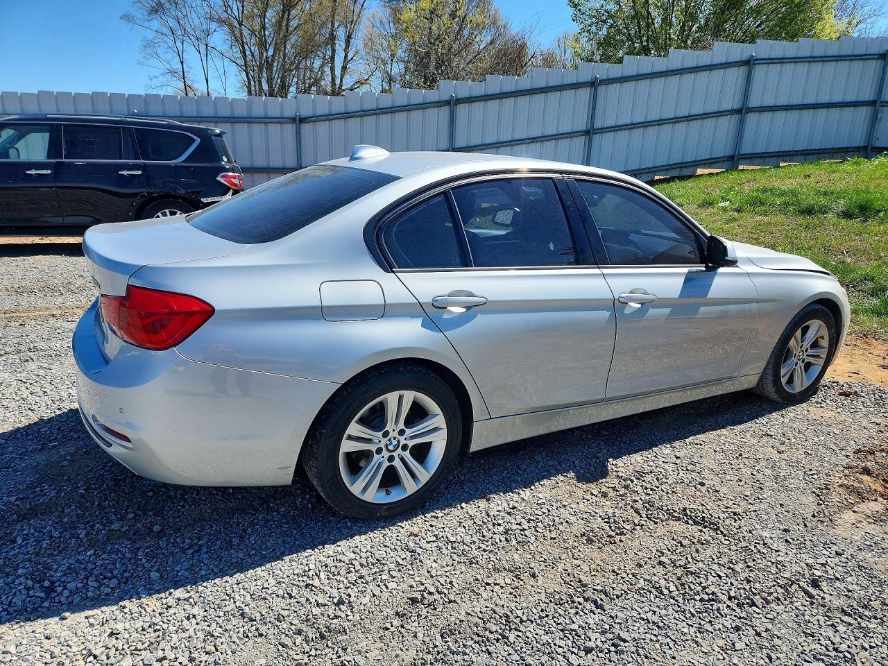 BMW Seria 3 - zdjęcie 3