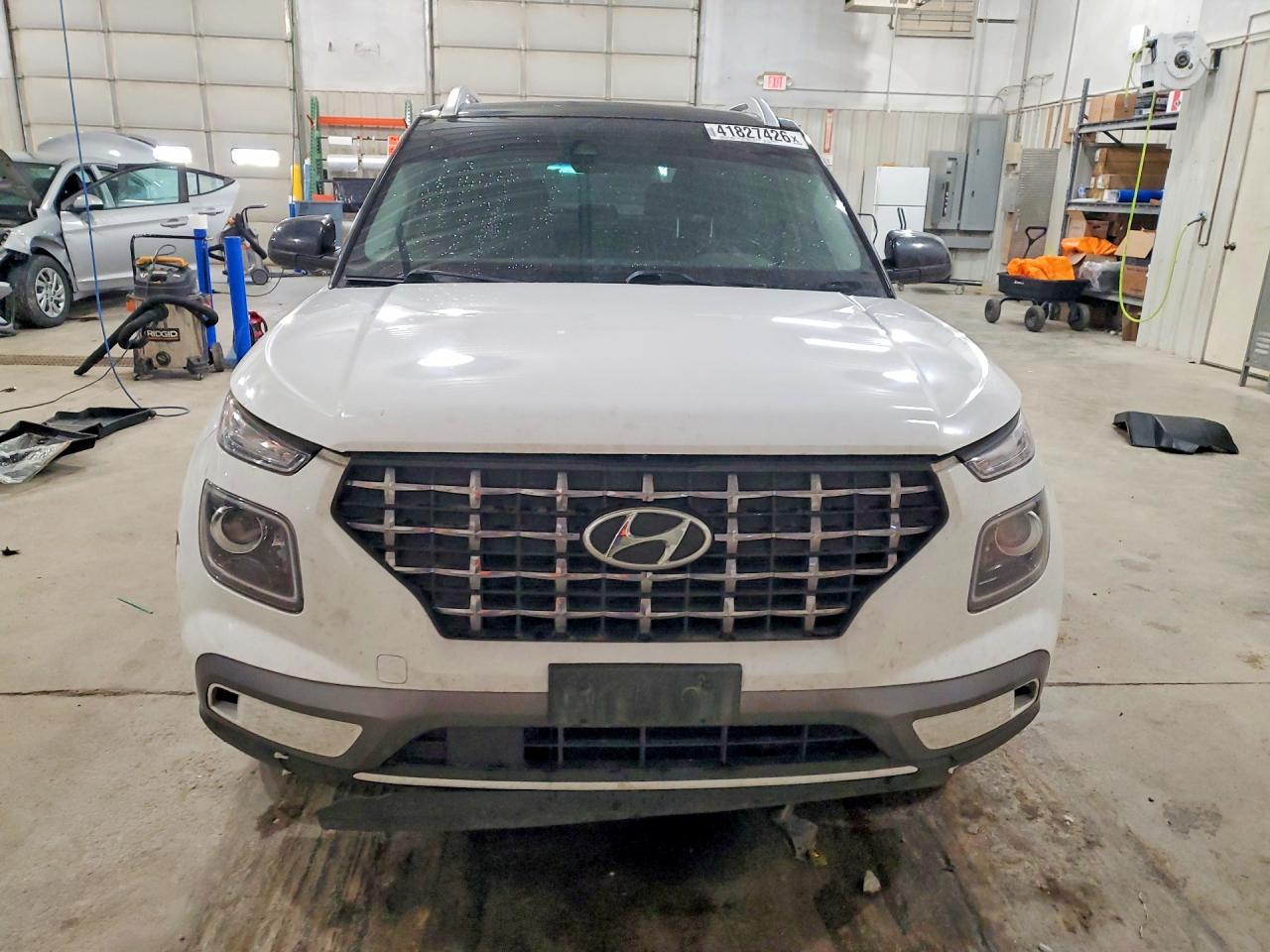 2022 Hyundai Venue Limited - zdjęcie 5