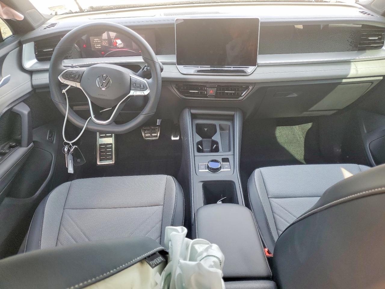 2026 Volkswagen Tiguan Se R-Line Black - zdjęcie 8