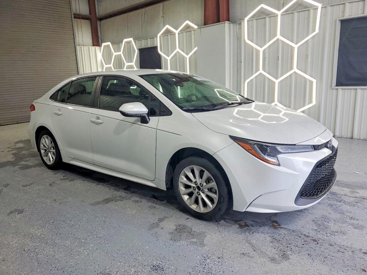 2022 Toyota Corolla Le - zdjęcie 4