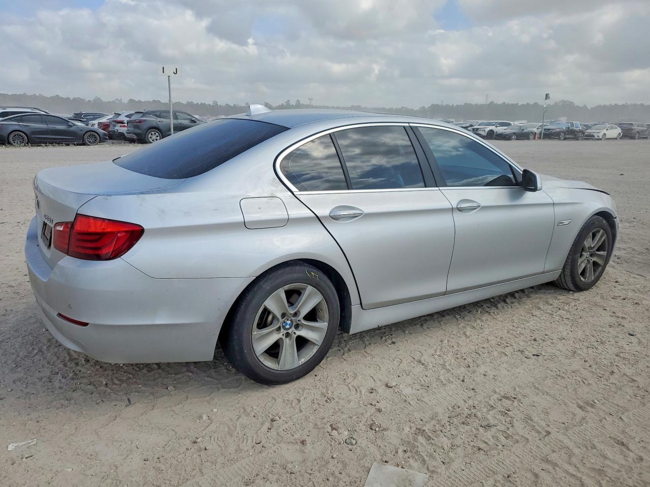 2013 BMW 528 - zdjęcie 3