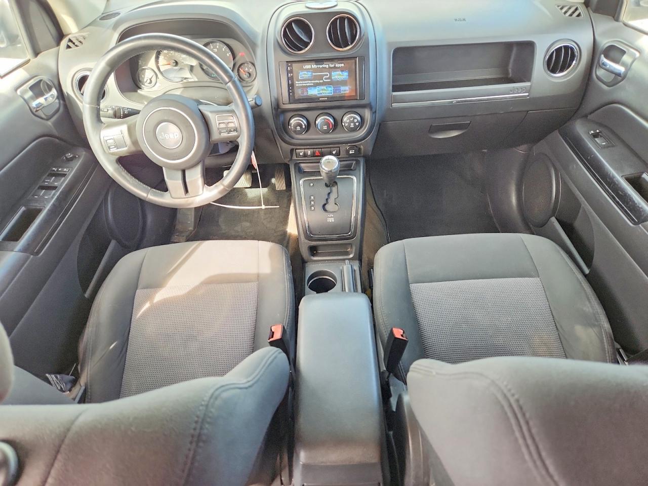2013 Jeep Compass Latitude - zdjęcie 8