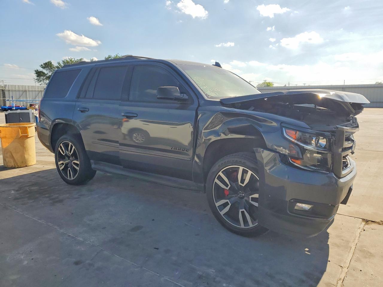 2019 Chevrolet Tahoe C1500 Premier - zdjęcie 4