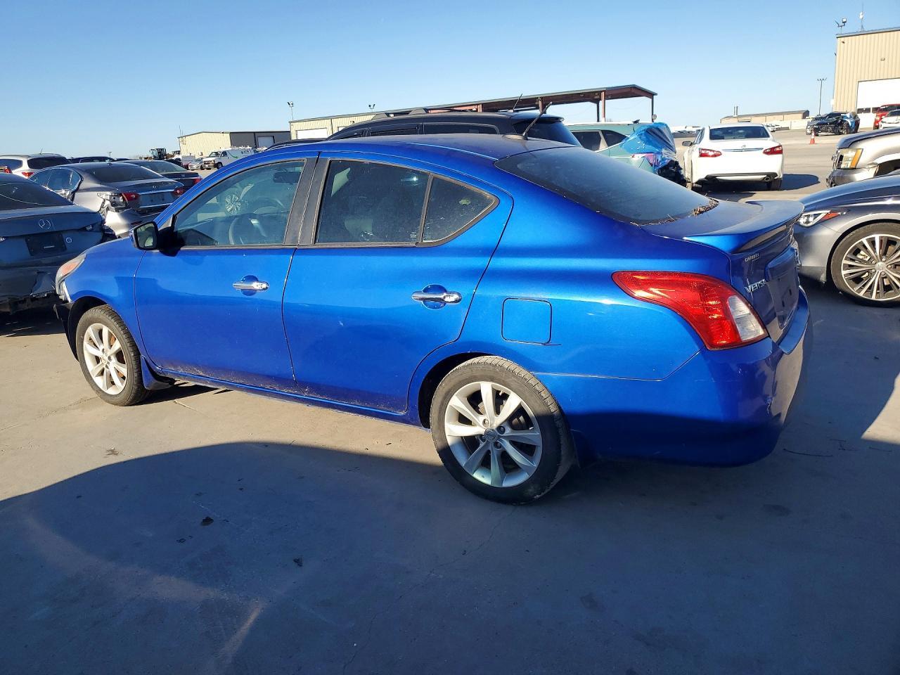 2015 Nissan Versa 1.6 Sl - zdjęcie 2