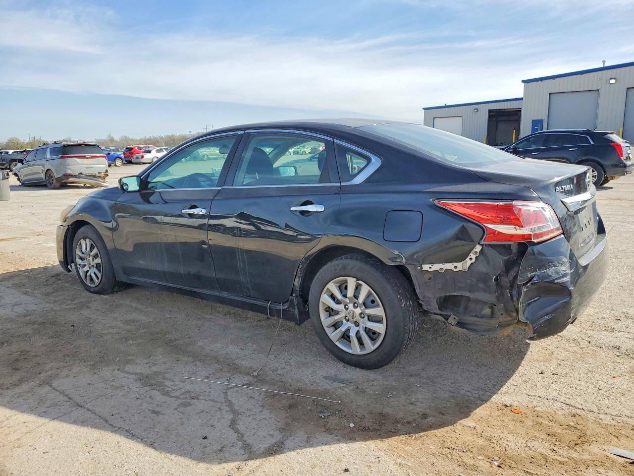 2013 Niss Altima - zdjęcie 2