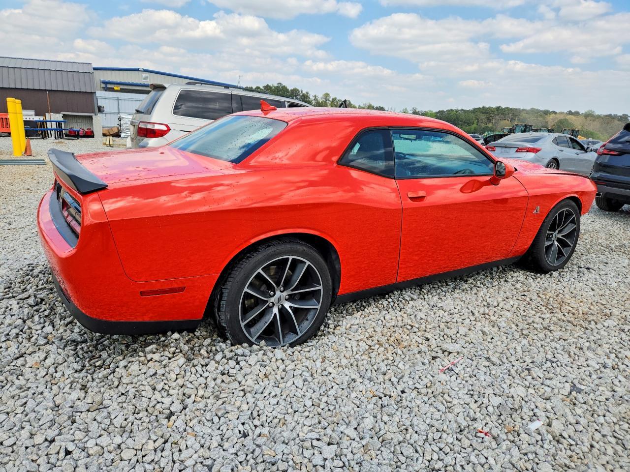 2018 Dodge Challenger R - zdjęcie 3