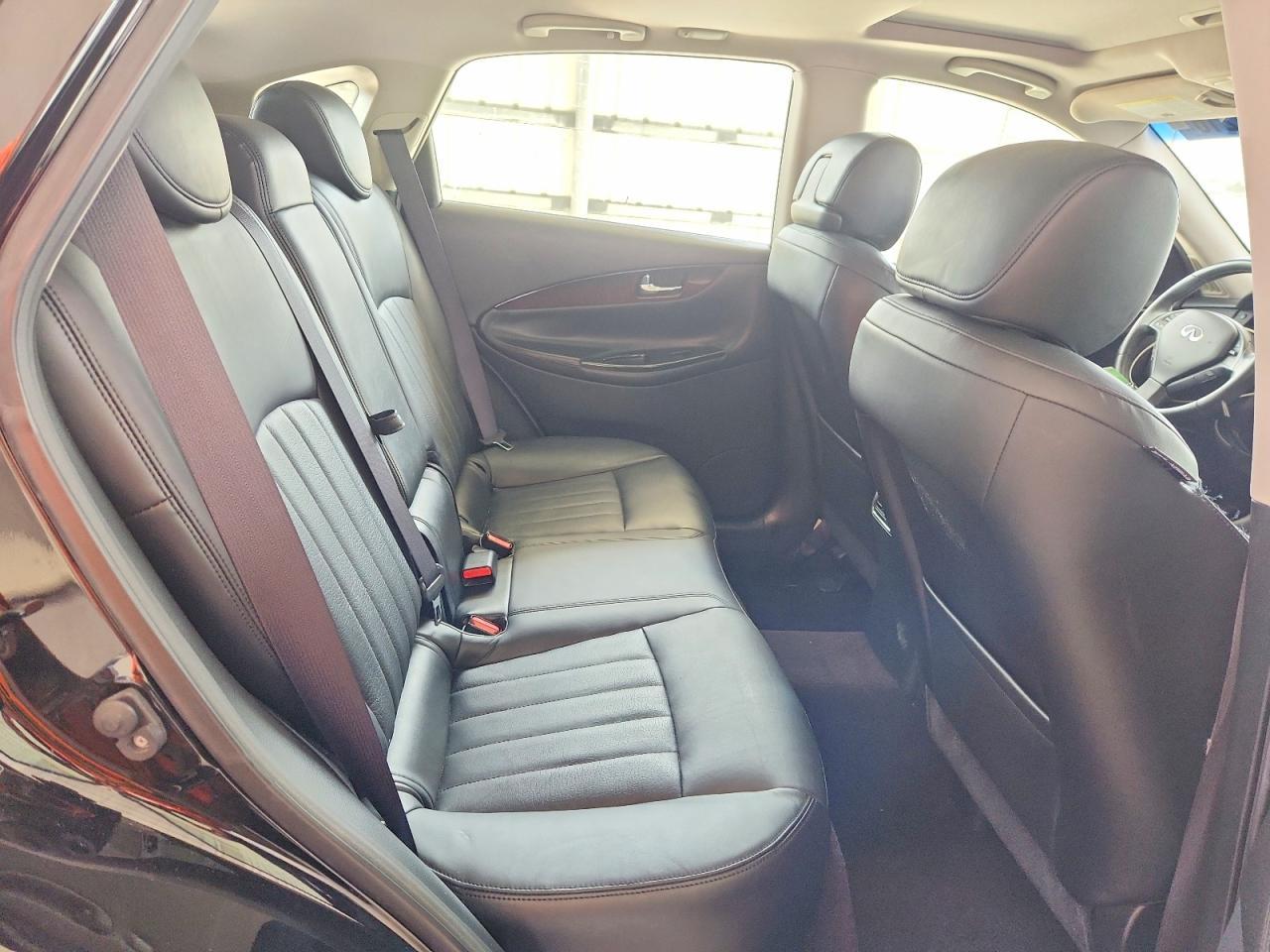 2017 Infiniti Qx50 Base - zdjęcie 11