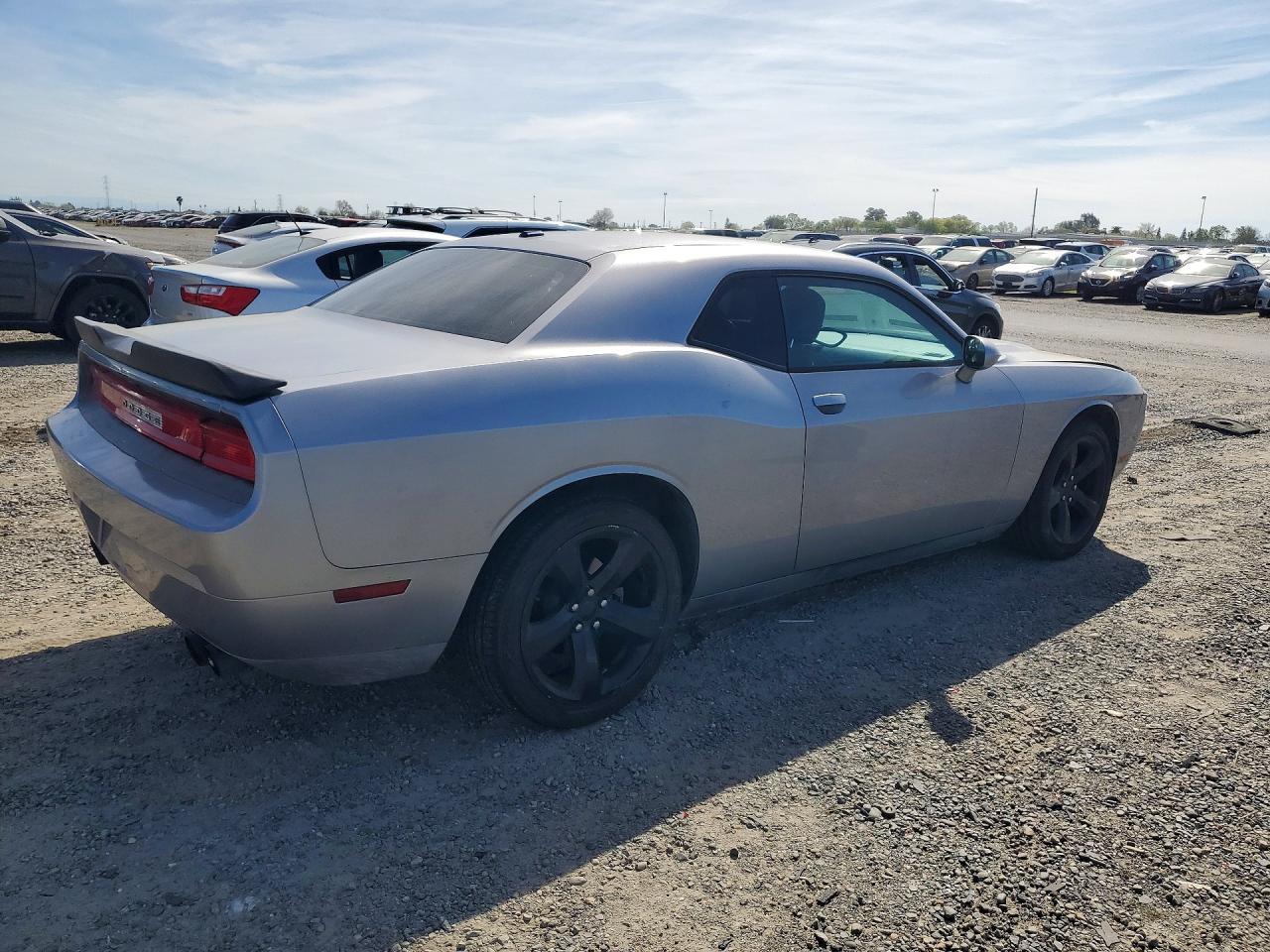 2013 Dodge Challenger Sxt - zdjęcie 3