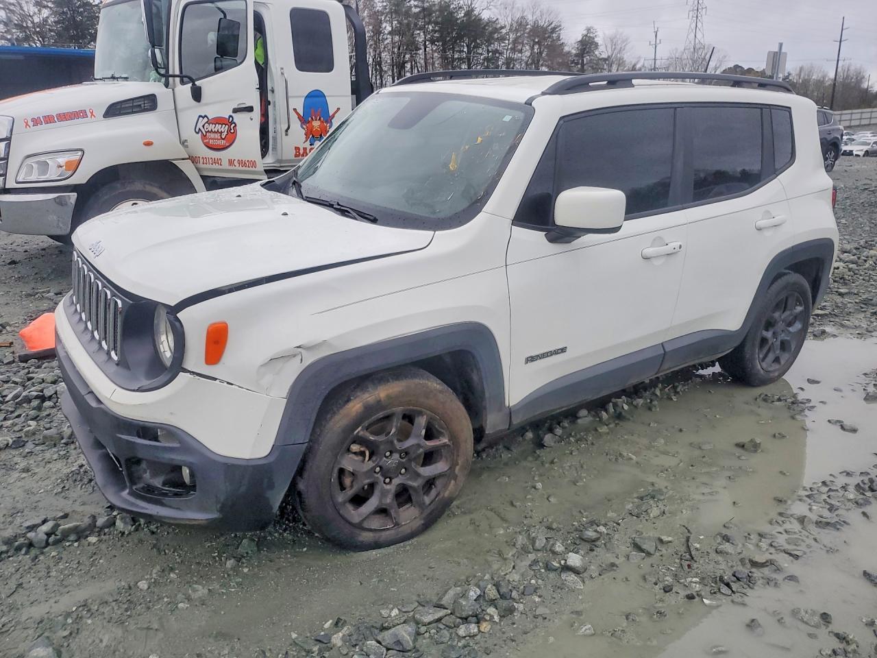 2018 Jeep Renegade Latitude - zdjęcie główne