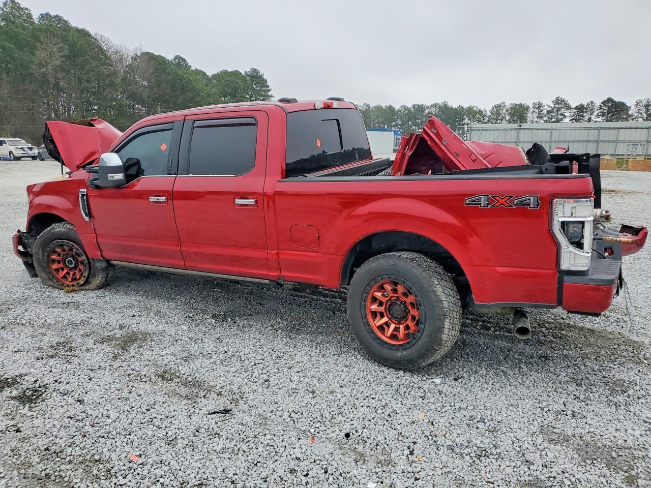 2020 Ford F250 Super Duty - zdjęcie 2