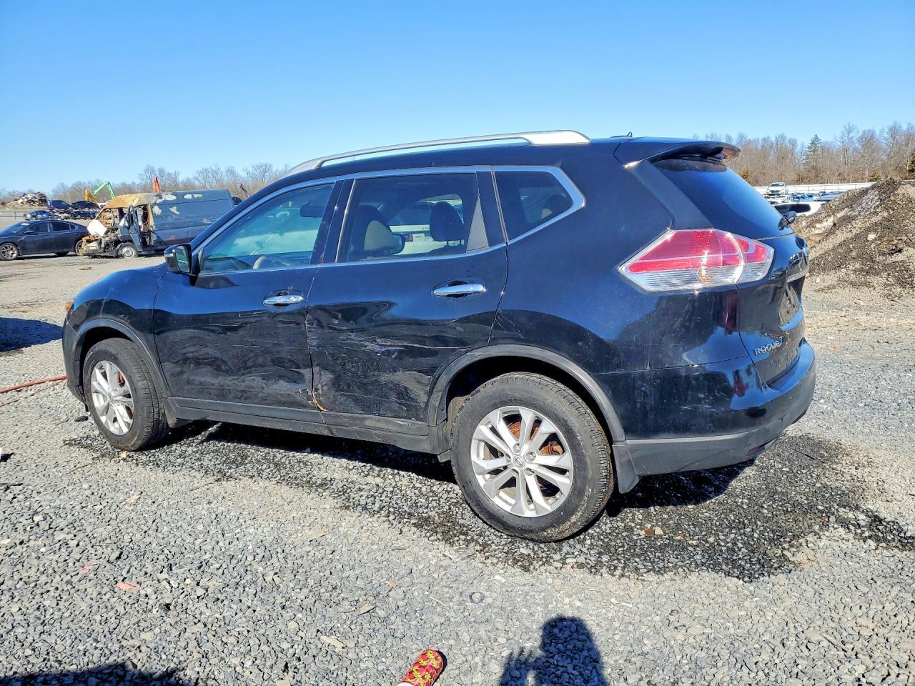 2015 Nissan Rogue Sv - zdjęcie 2