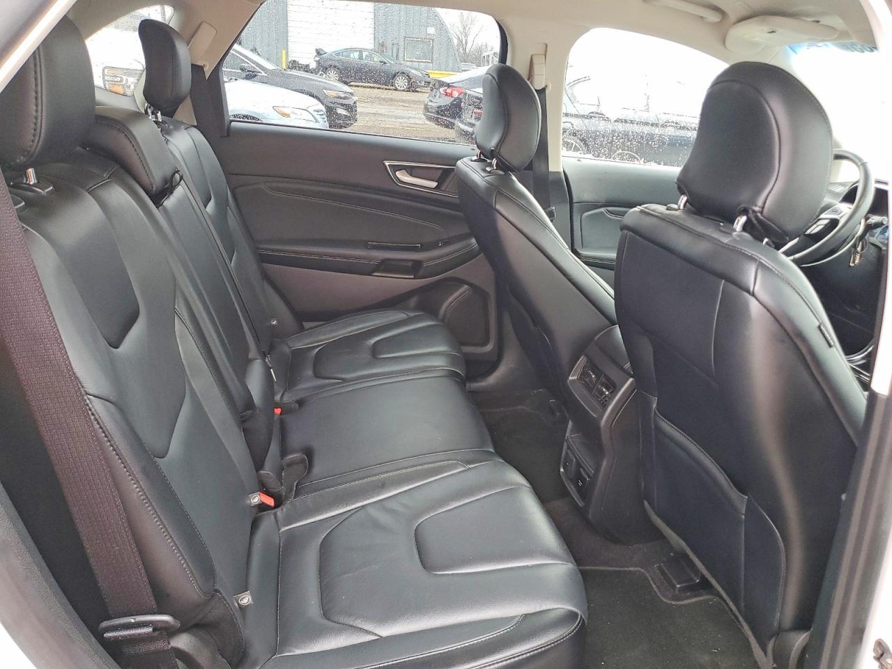 2019 Ford Edge Titanium - zdjęcie 10