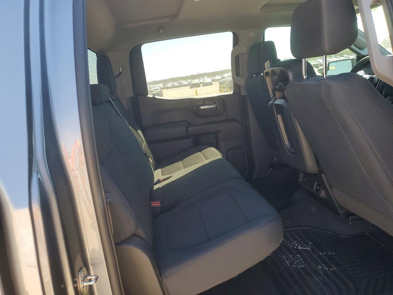 2021 Chevrolet Silverado C1500 Custom - zdjęcie 10