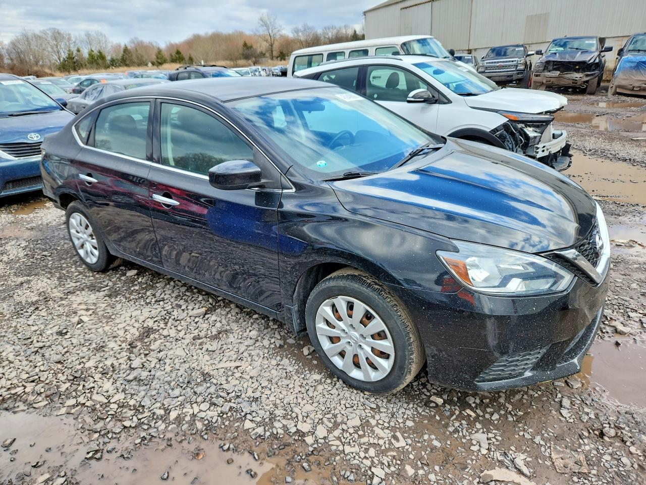2017 Nissan Sentra S - zdjęcie 4