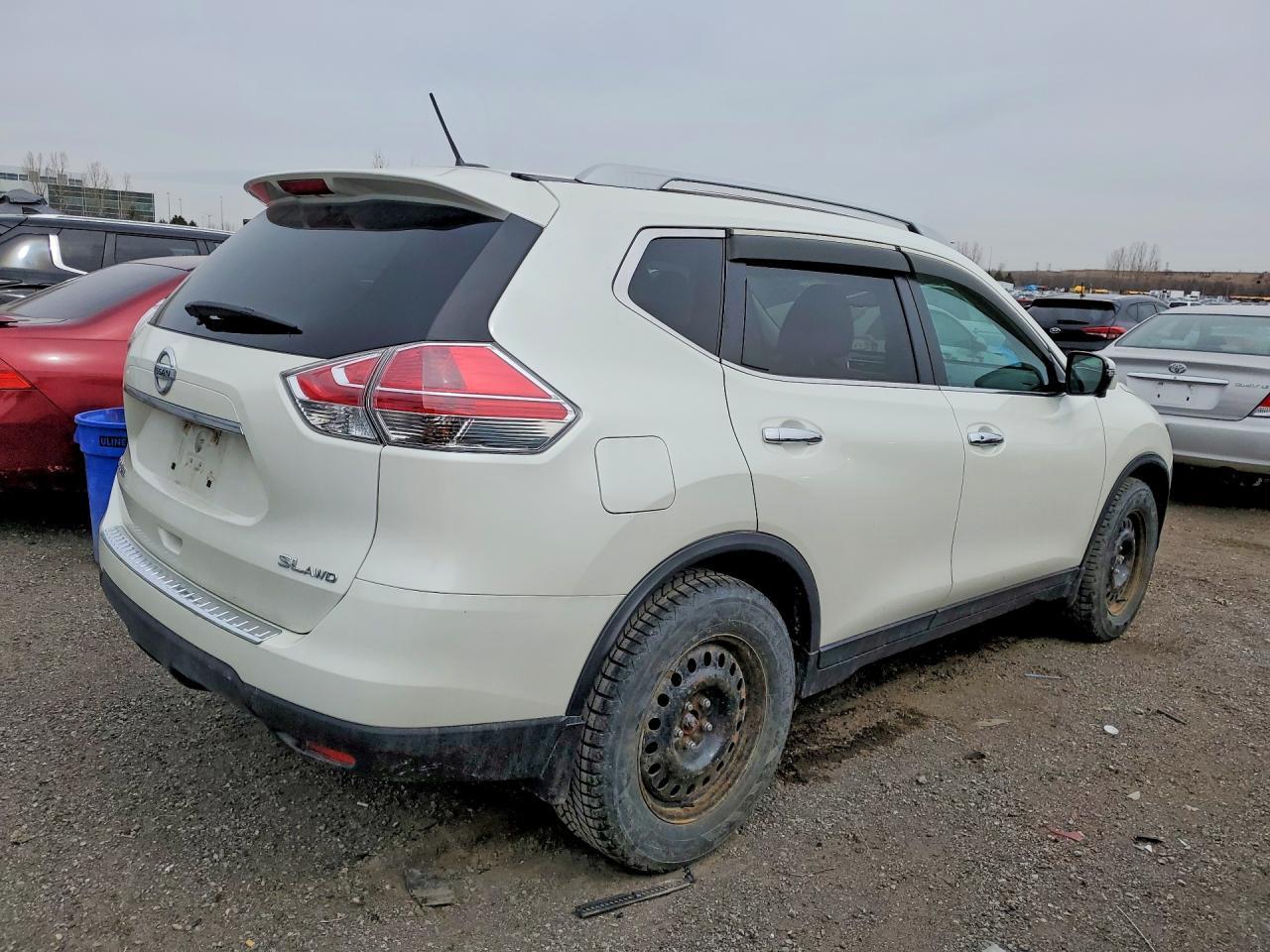 2016 Nissan Rogue S - zdjęcie 3