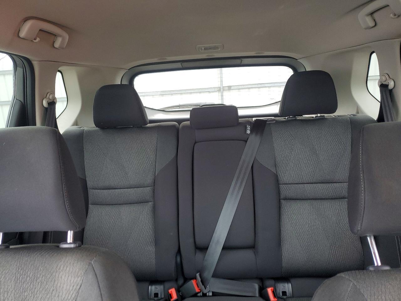 2025 Nissan Rogue Sv - zdjęcie 10