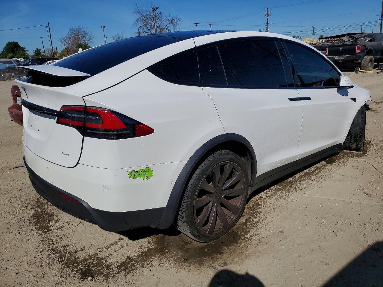 2022 Tesla Model X - zdjęcie 3