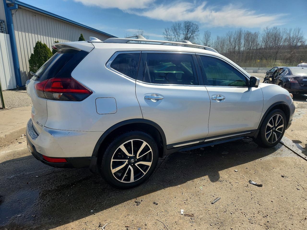 2019 Nissan Rogue Sl - zdjęcie 3