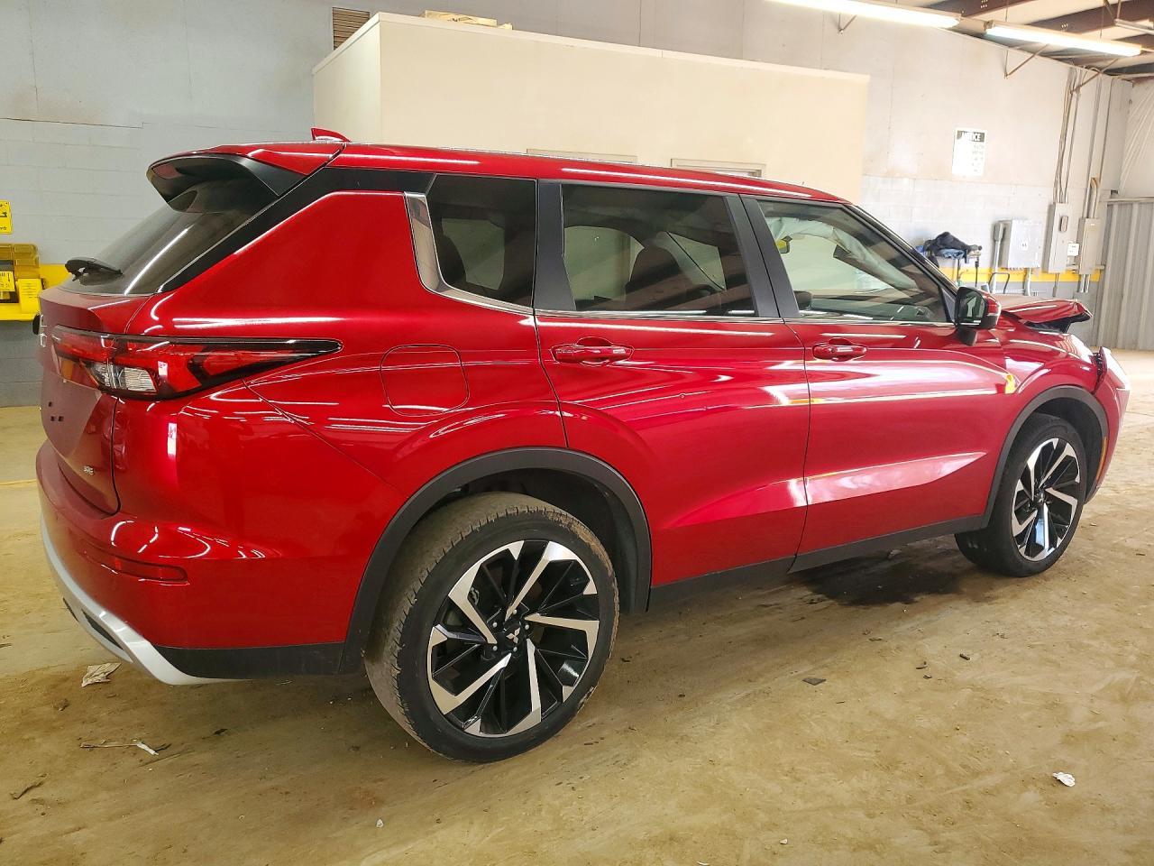 2024 Mitsubishi Outlander Se - zdjęcie 3