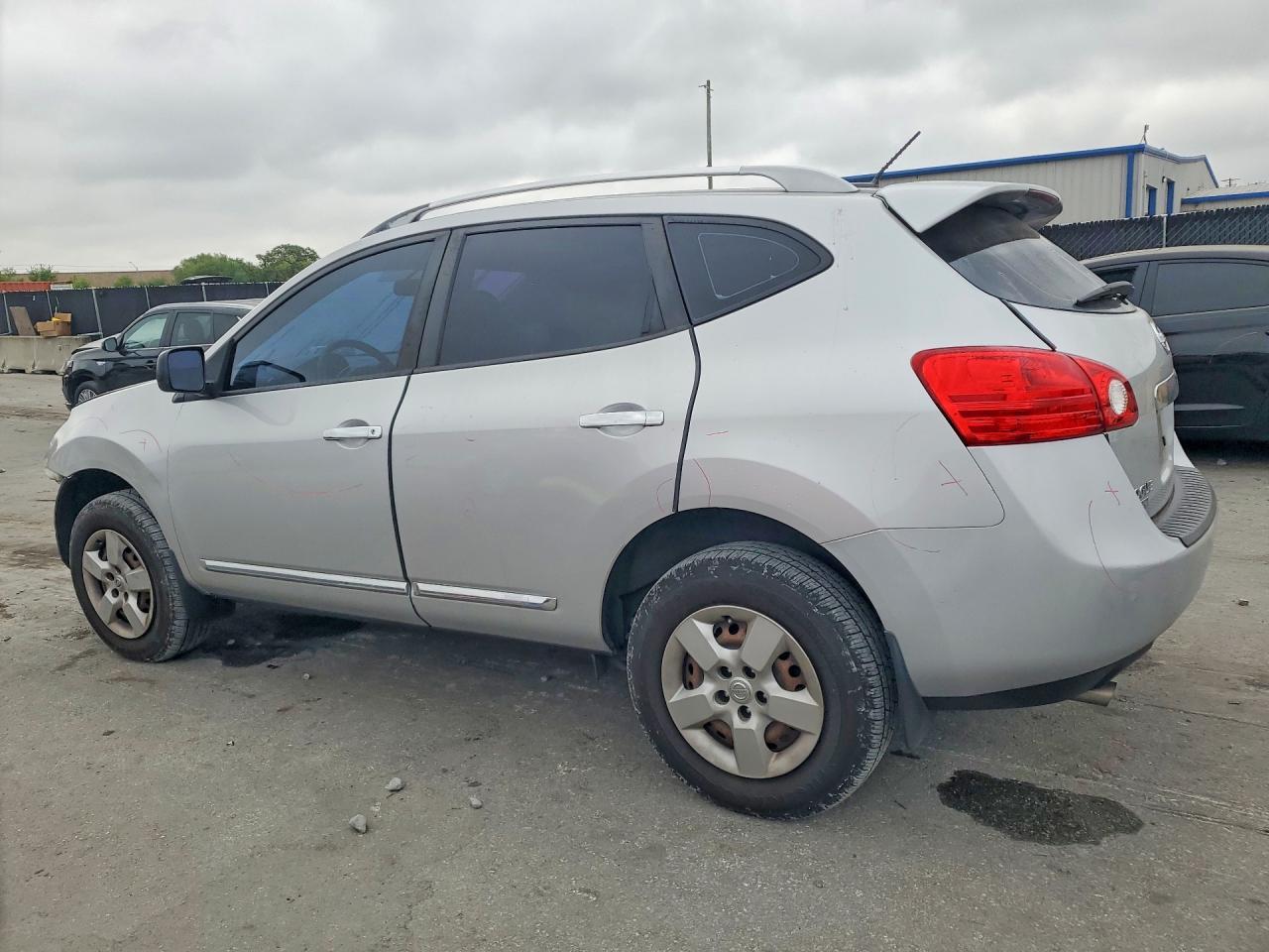 2014 Nissan Rogue Select S - zdjęcie 2