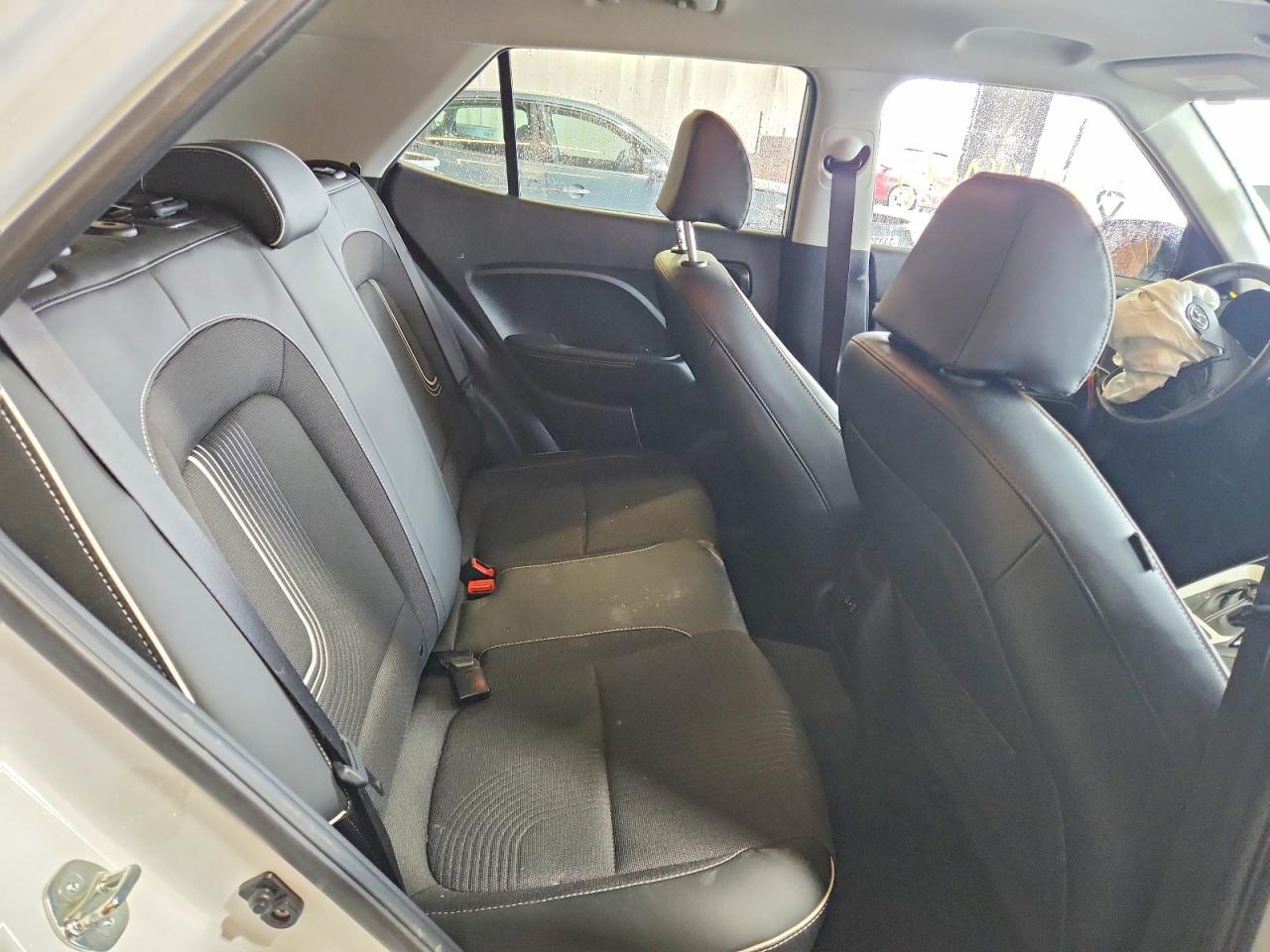 2024 Hyundai Venue Limited - zdjęcie 11